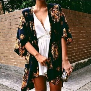 LF tiger kimono